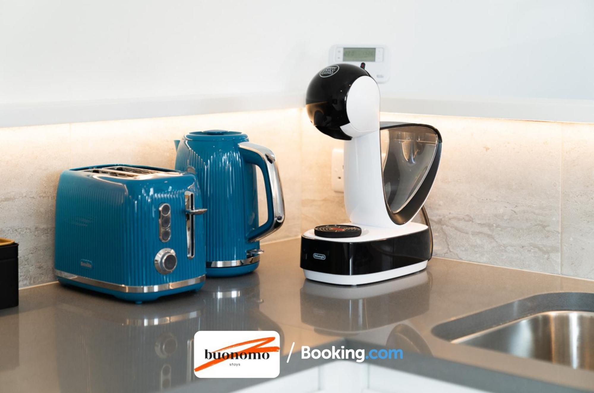 Two Bedroom Apartment At Buonomo Stays Short Lets & Serviced Accommodation London Bagian luar foto