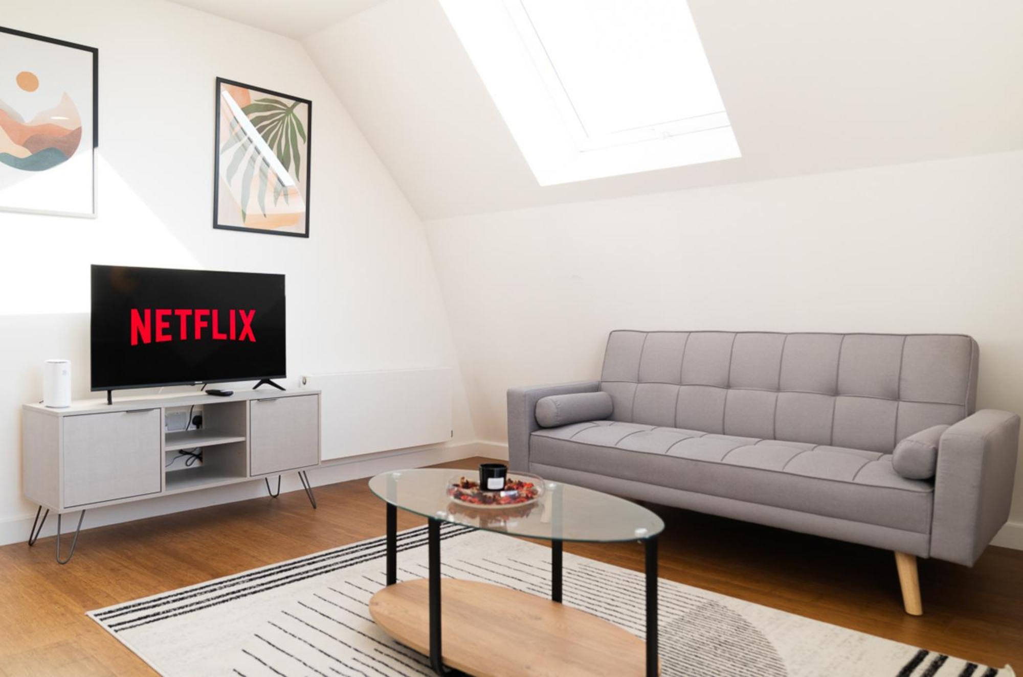 Two Bedroom Apartment At Buonomo Stays Short Lets & Serviced Accommodation London Bagian luar foto