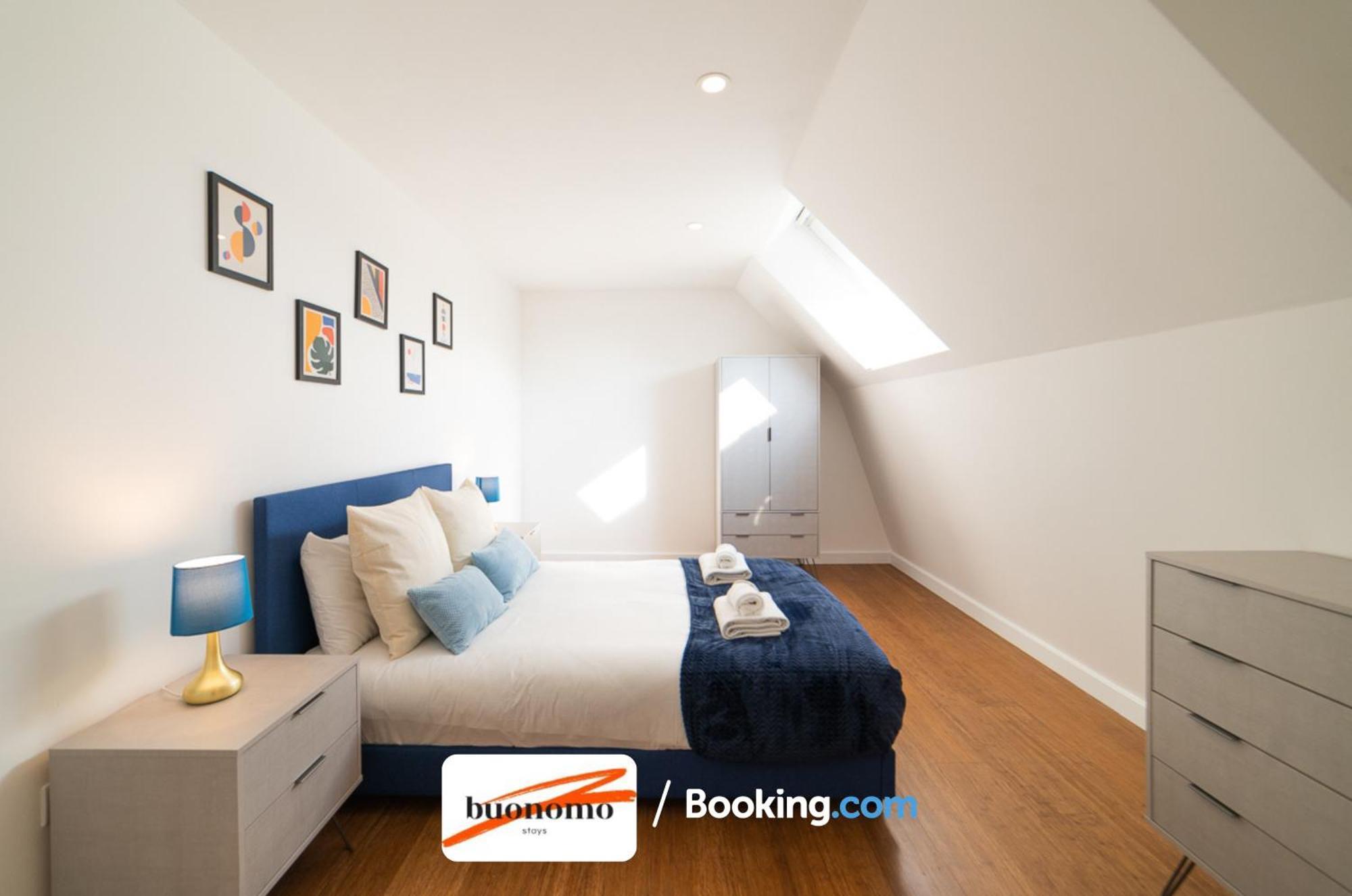 Two Bedroom Apartment At Buonomo Stays Short Lets & Serviced Accommodation London Bagian luar foto